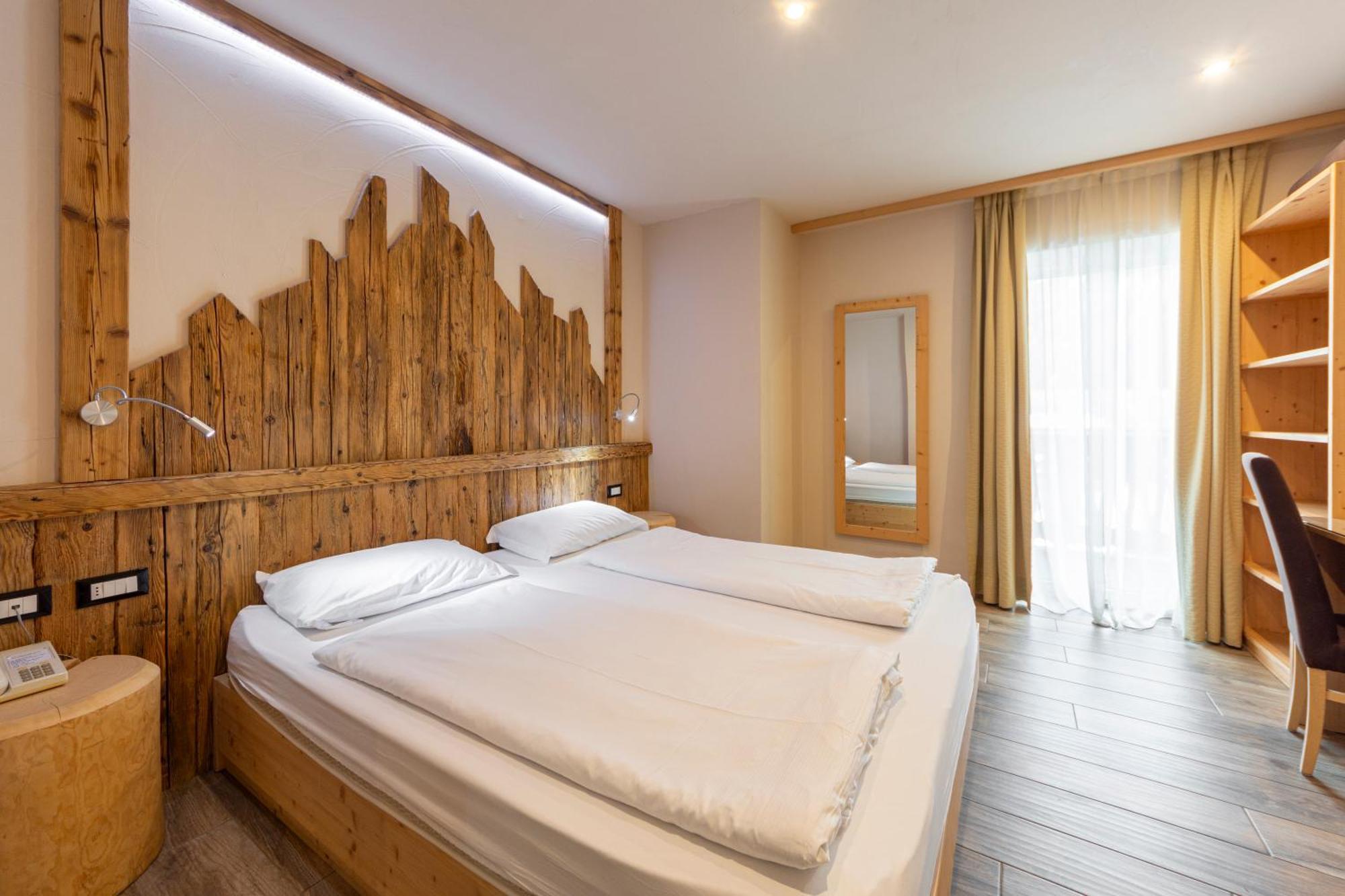 Park Hotel Avisio Сорага Экстерьер фото