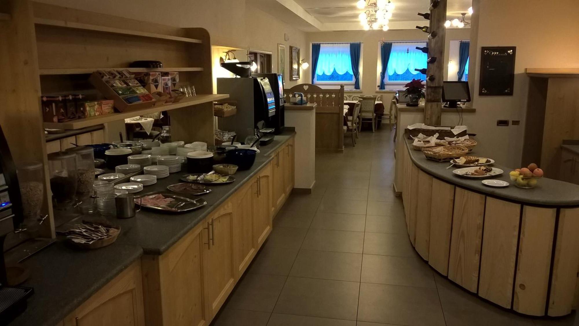Park Hotel Avisio Сорага Экстерьер фото
