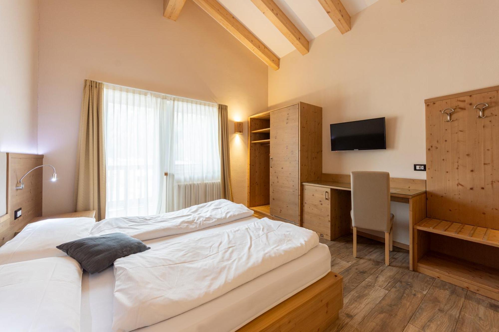 Park Hotel Avisio Сорага Экстерьер фото