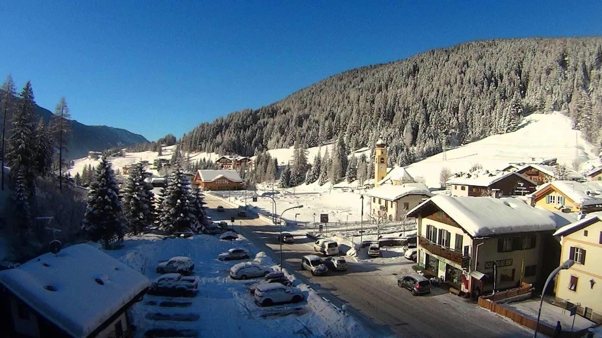 Park Hotel Avisio Сорага Экстерьер фото
