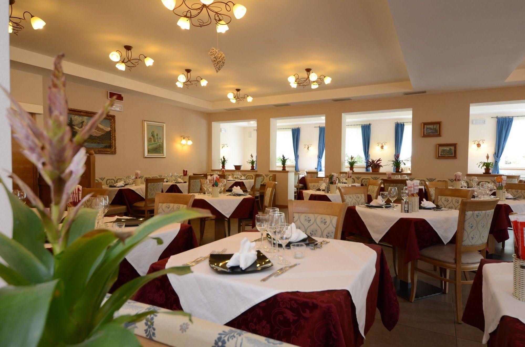 Park Hotel Avisio Сорага Экстерьер фото