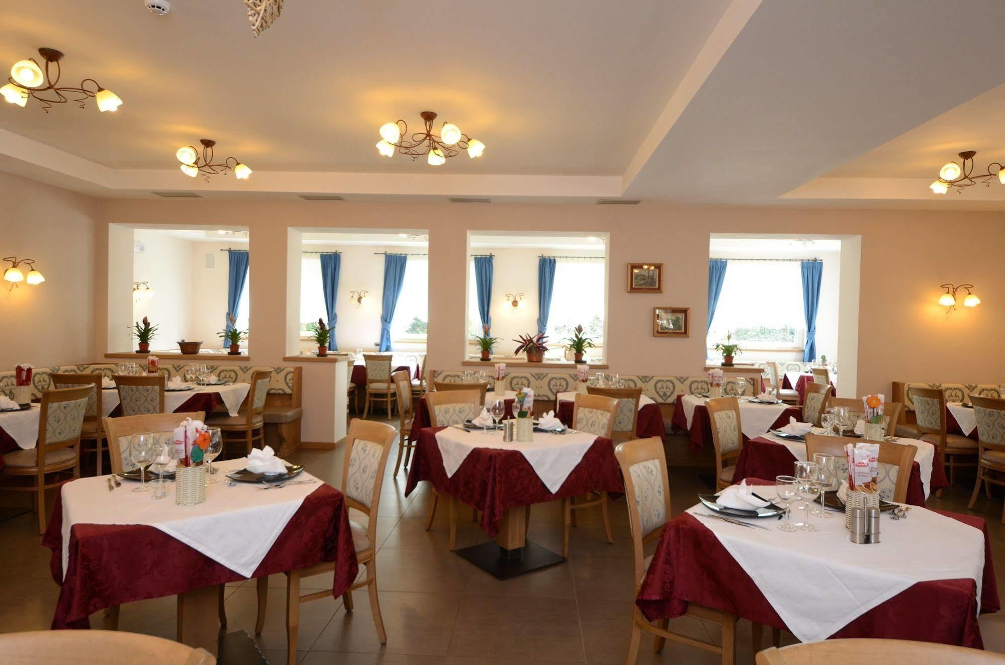 Park Hotel Avisio Сорага Экстерьер фото