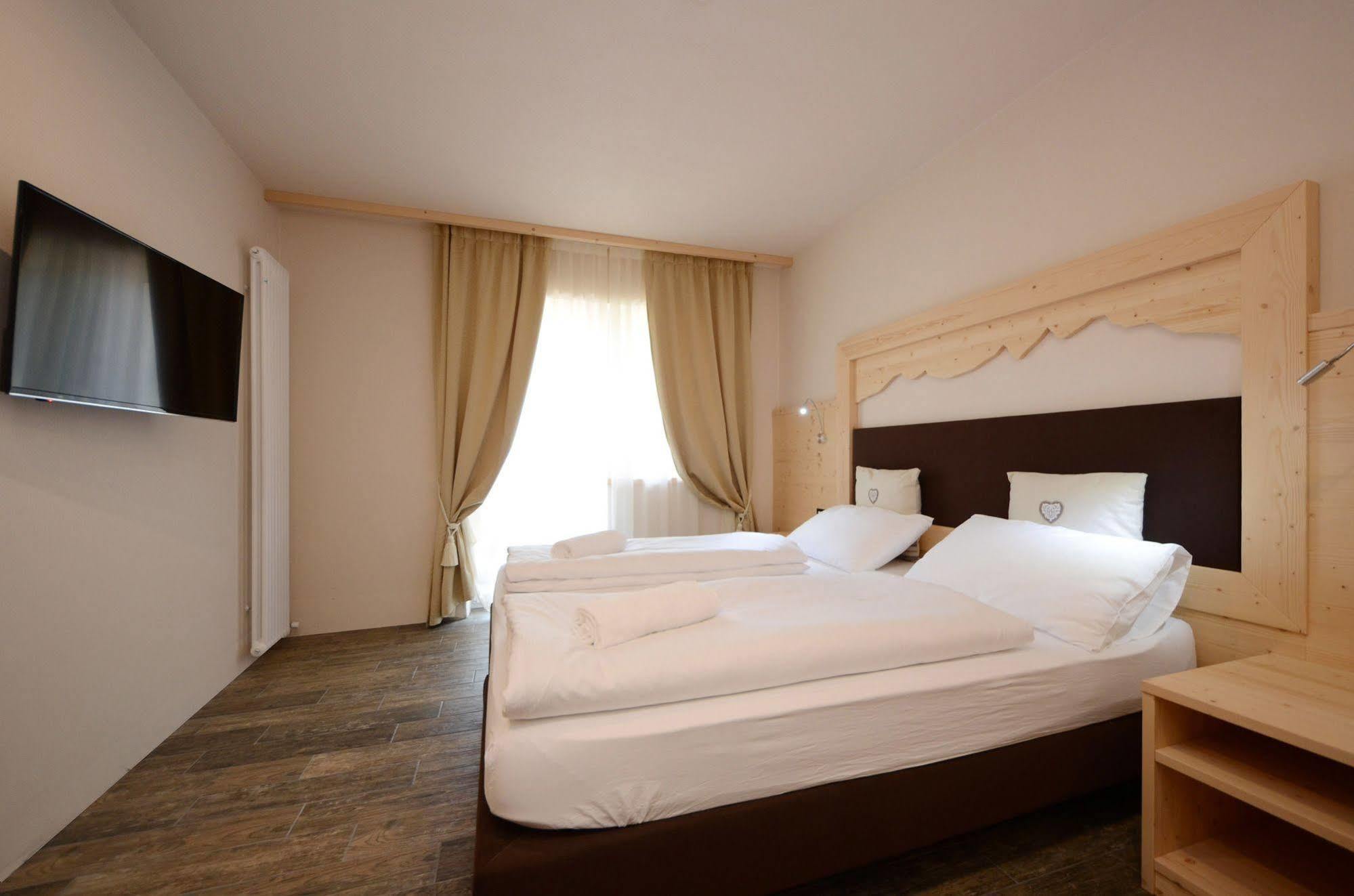 Park Hotel Avisio Сорага Экстерьер фото
