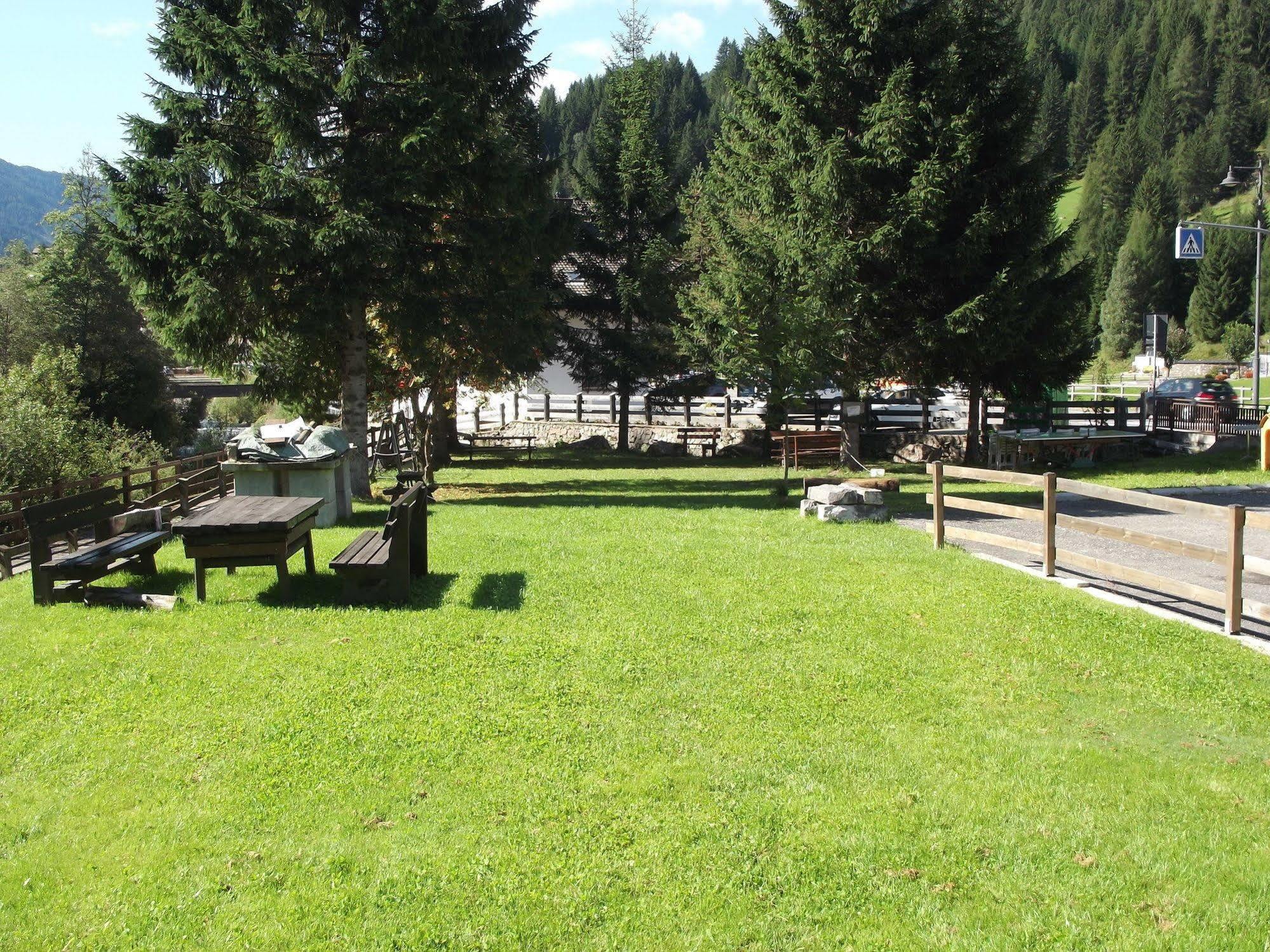 Park Hotel Avisio Сорага Экстерьер фото